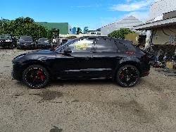 View Auto part Trim Panel Porsche Macan 2018