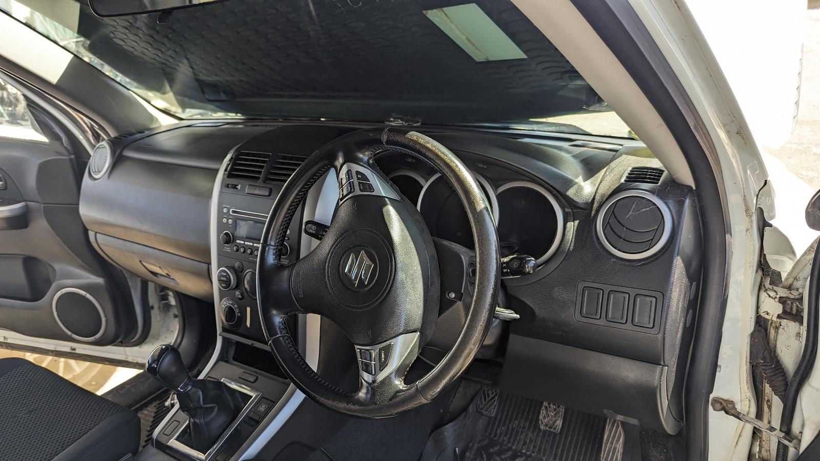 View Auto part Fuse Box Suzuki Vitara 2009