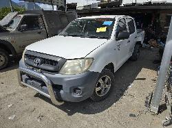 View Auto part 2nd Seat (Rear Seat) Toyota Hilux 2011