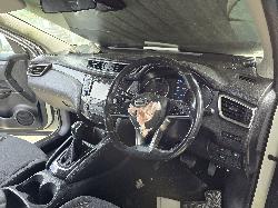 View Auto part Headrest Nissan Qashqai 2020