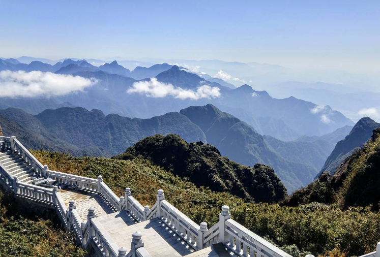 Bắt Sóng 20 Địa Danh Du Lịch Nóng Bỏng Tay Cần Phải Đi Trong Năm 2017 (Phần 1) 17