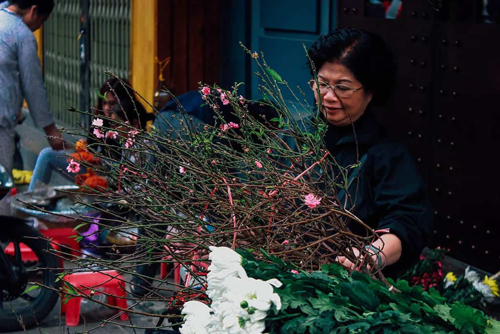 Cảm nhận nét bình dị của Tết Hà Nội trong buổi sớm tinh khôi - Traveloka Golocal 