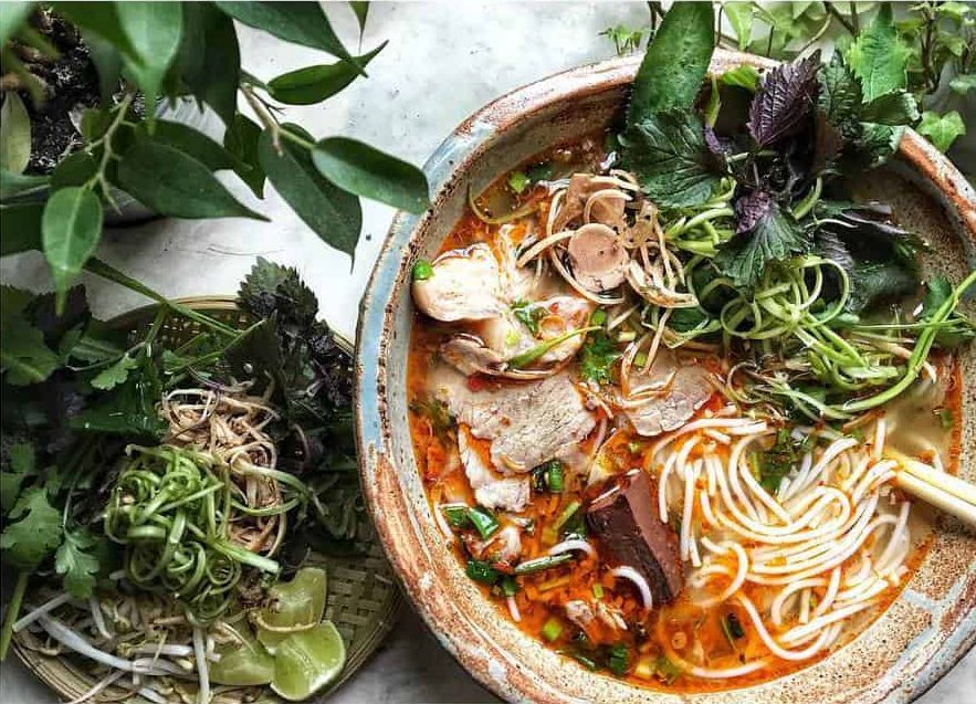 Chưa thử 16 món đặc sản Huế này, bạn chưa đến Huế