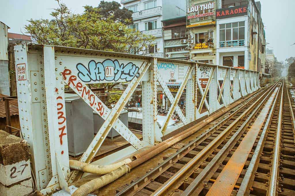 Đường sắt Hà Nội - địa điểm check-in cũ mà mới trong lòng thành phố - Traveloka Golocal 