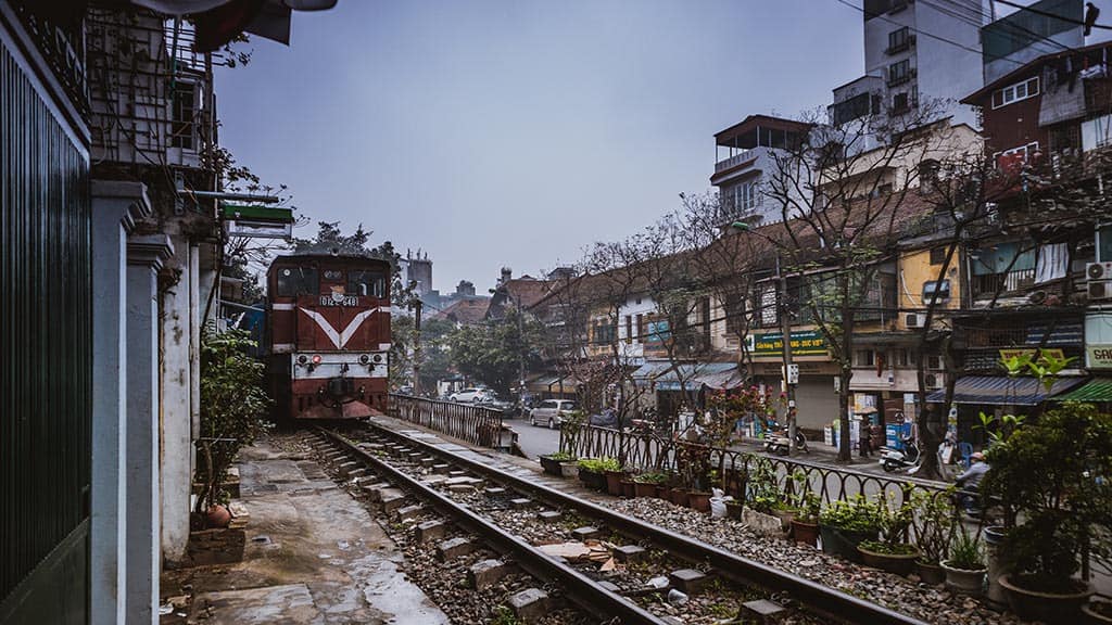Đường sắt Hà Nội - địa điểm check-in cũ mà mới trong lòng thành phố - Traveloka Golocal 