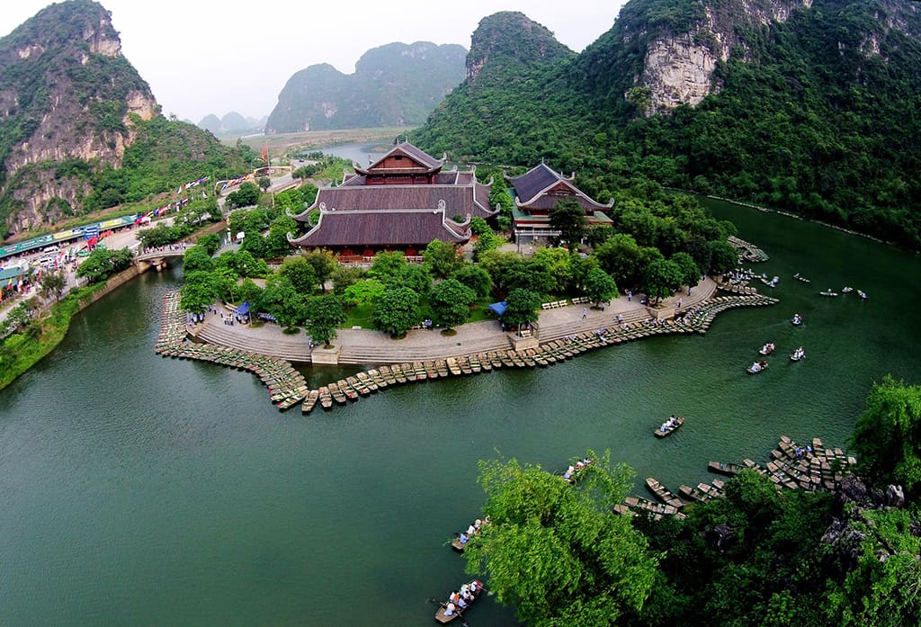 Chùa Bái Đính - Điểm viếng chùa Việt Nam mùa Phật Đản