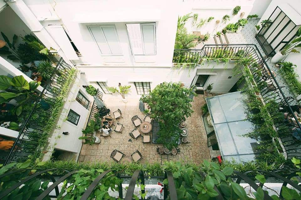 Trill Rooftop Café & Bistro - Quán cà phê đẹp Hà Nội
