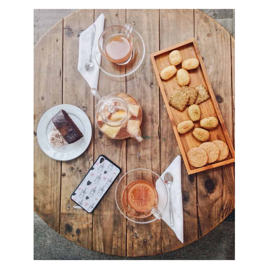 Cup of Tea Café & Bistro - Quán cà phê đẹp Hà Nội 