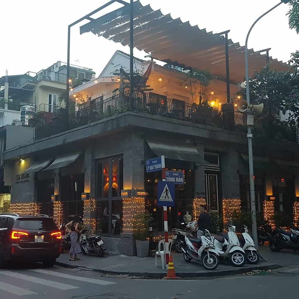 Cup of Tea Café & Bistro - Quán cà phê đẹp Hà Nội 