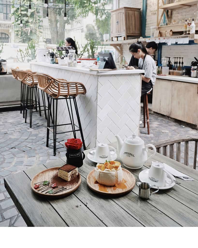 Jouri Dessert & Tea - Quán cà phê đẹp Hà Nội 