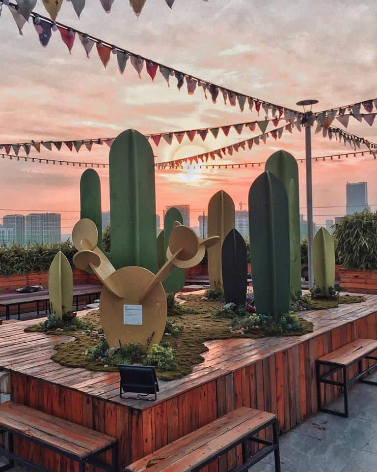 Trill Rooftop Café & Bistro - Quán cà phê đẹp Hà Nội