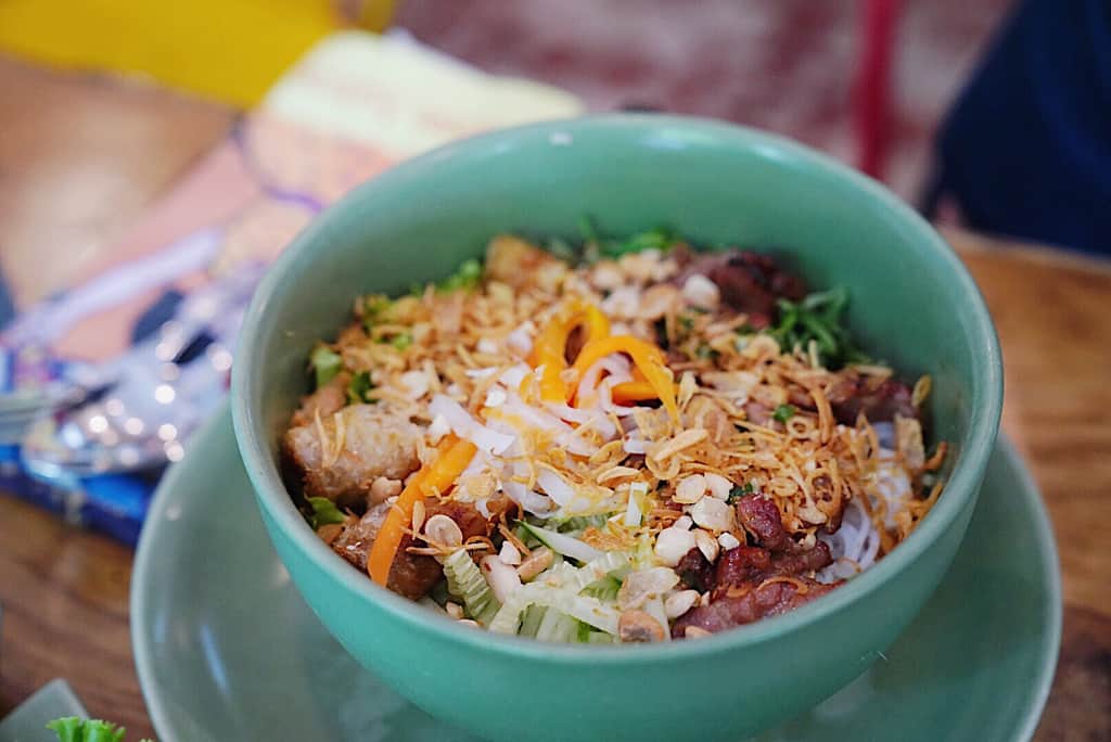 nhà hàng propaganda bistro-nhà hàng món việt