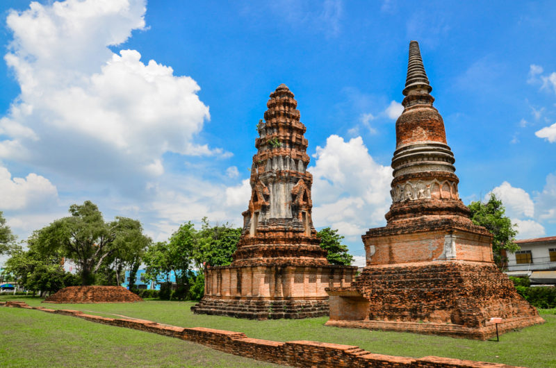 วัดพระศรีรัตนมหาธาตุ - สถานที่เที่ยวในลพบุรี