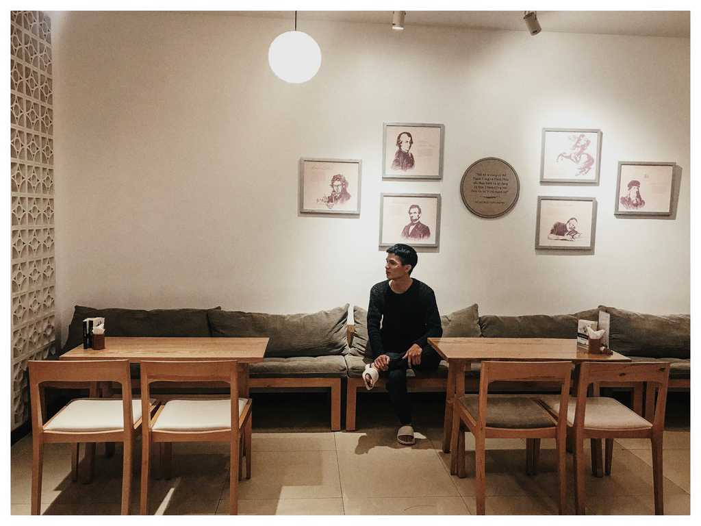 quán cafe cổ ở hà nội-trung nguyên legends