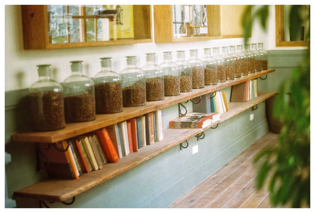 quán cafe cổ ở hà nội-all day coffee