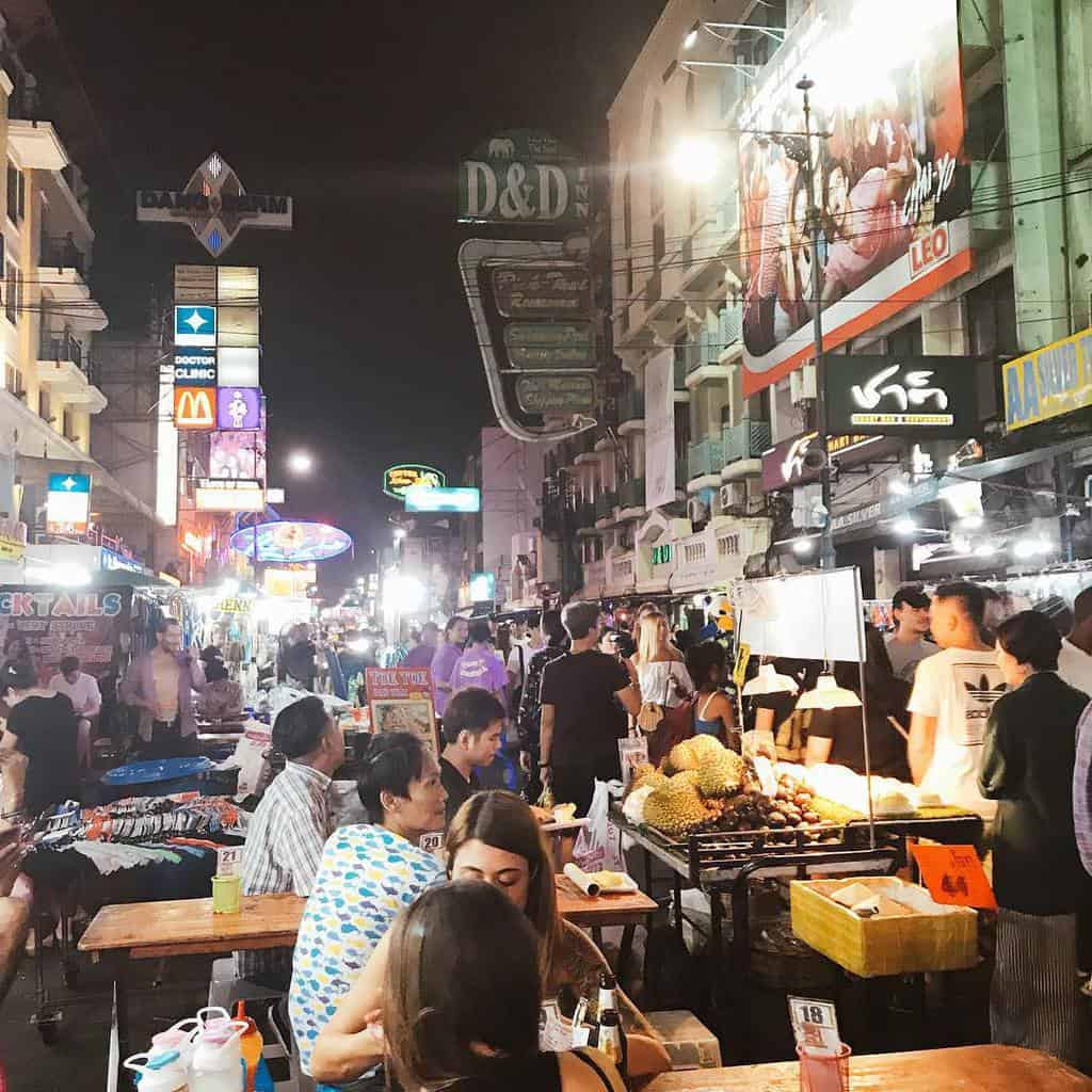 chợ đêm bangkok-Khaosan road