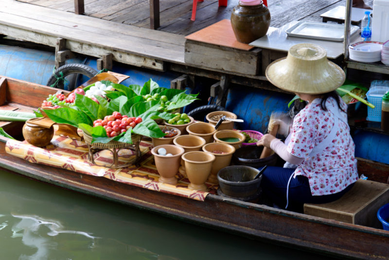 ตลาดน้ำวัดตะเคียน - สถานที่เที่ยวนนทบุรี 