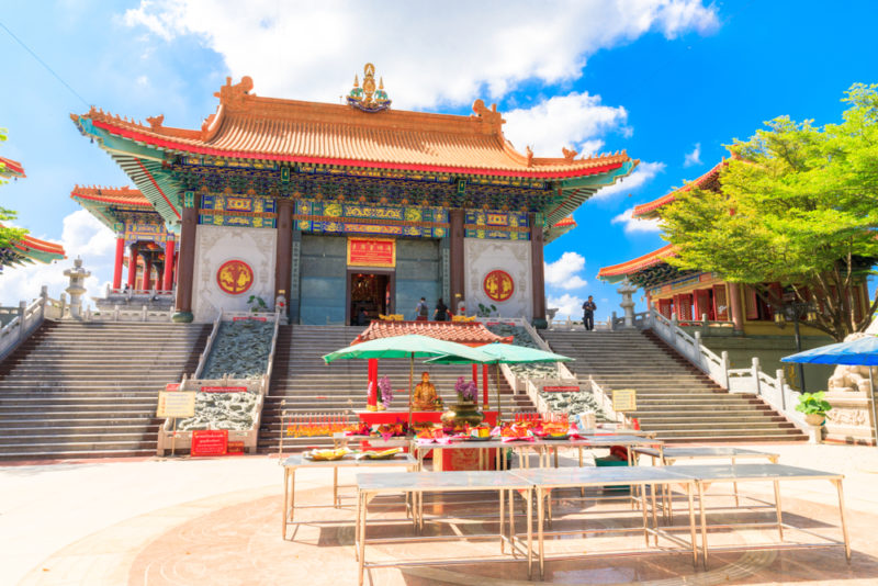 วัดบรมราชากาญจนาภิเษกอนุสรณ์ (วัดเล่งเน่ยยี่2) - สถานที่เที่ยวนนทบุรี