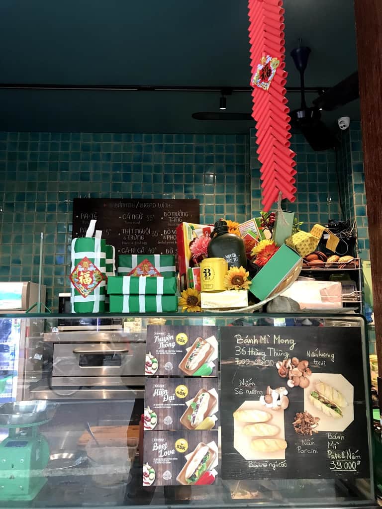 Bánh mì Mong - ẩm thực Hà Nội 