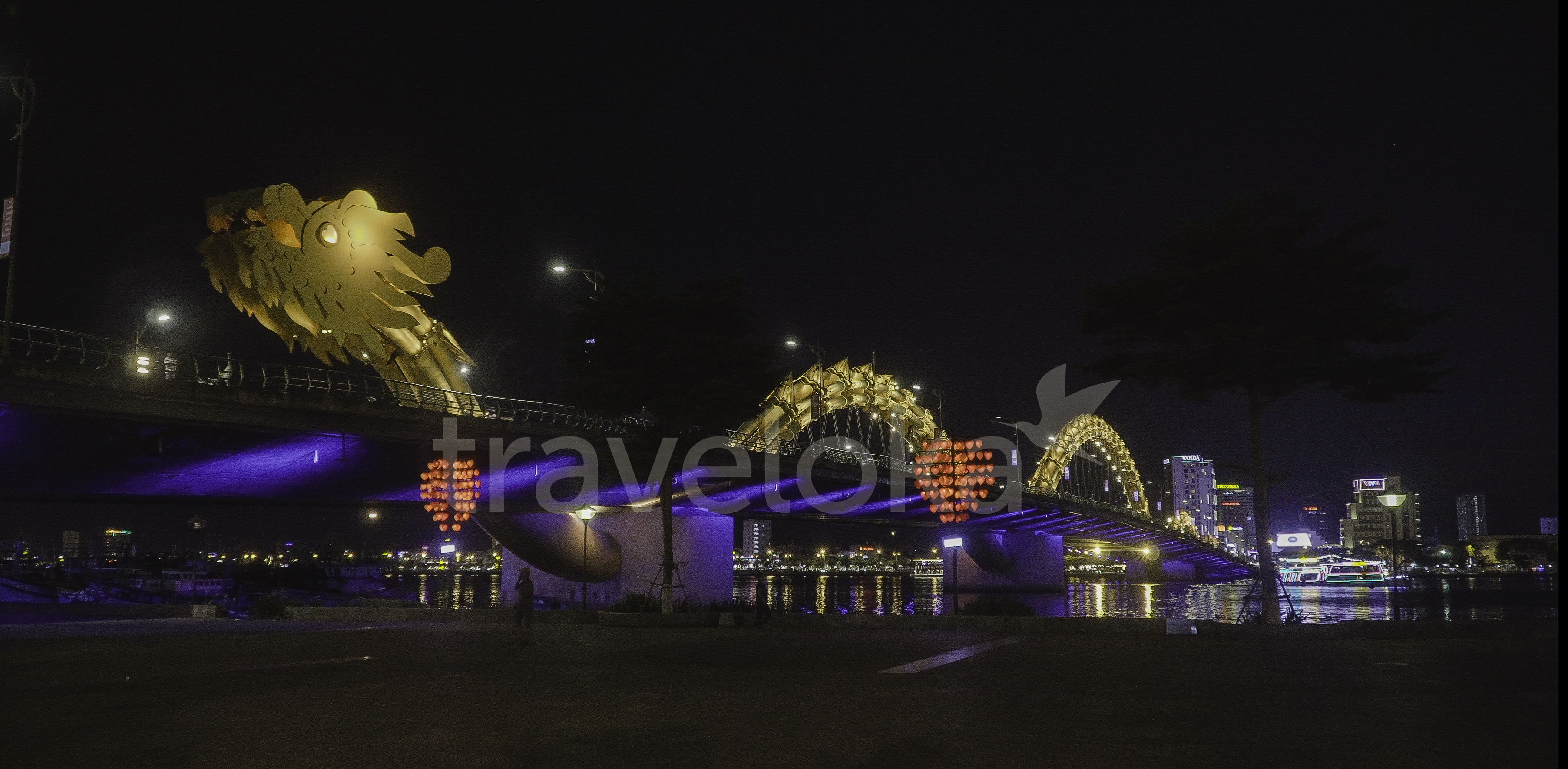Cẩm nang du lịch Đà Nẵng - Cầu Rồng
