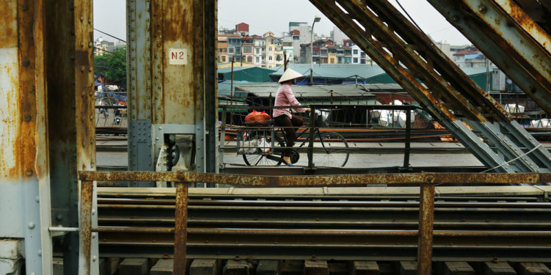 ที่เที่ยวเวียดนาม สะพานลองเบียน