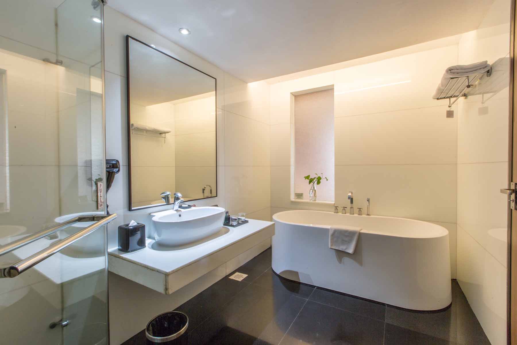 Hotel Merlyn , fasilitas hotel dengan fasilitas Jacuzzi 