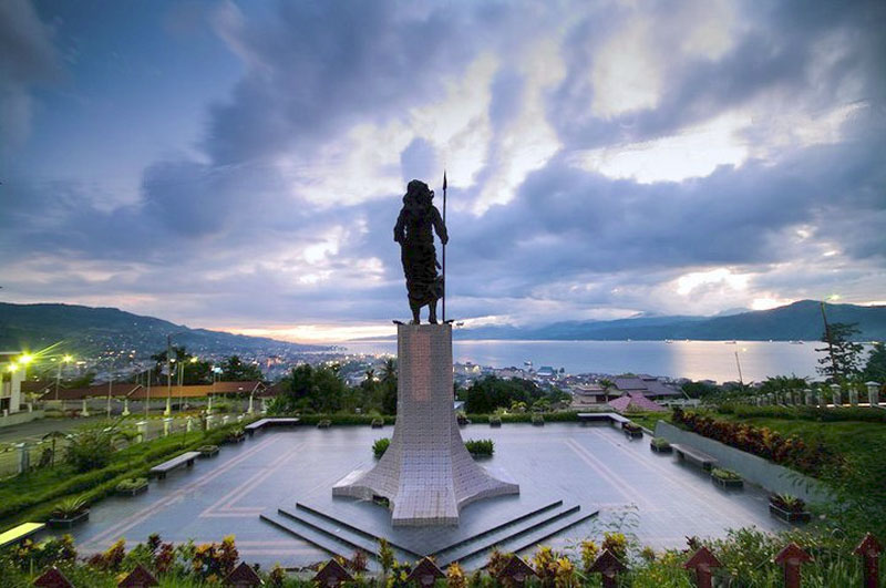 Patung Martha Christina Tiahahu | Sumber gambar: Budaya Indonesia