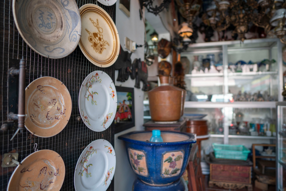 Pasar Triwindu, Solo