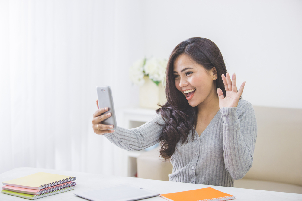 Ngabuburit video call