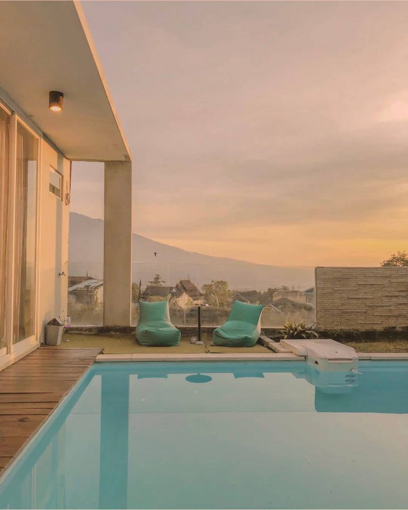 Cendana Villa - Vila dengan private pool di Batu Malang