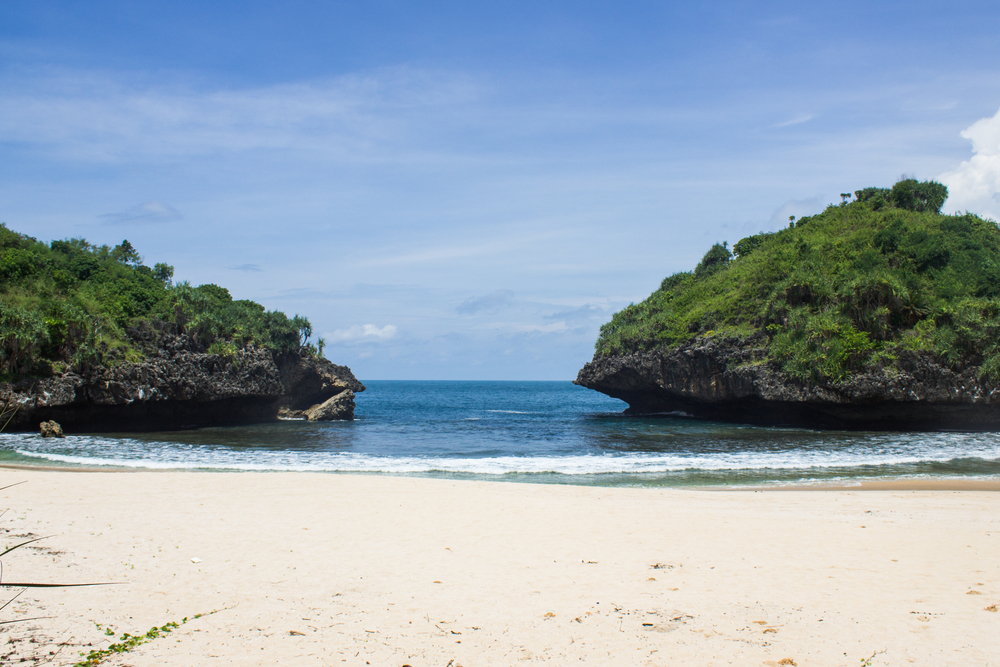 Destinasi Wisata Pantai Gunungkidul - Pantai Sedahan