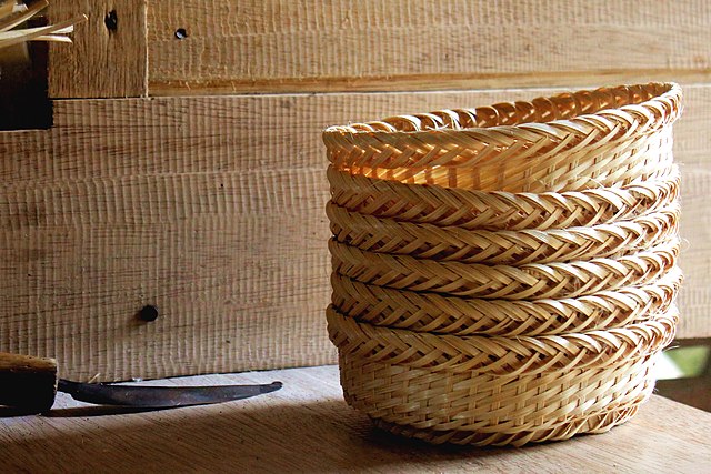 Kerajinan Khas Indonesia - Anyaman Bambu - Wikipedia