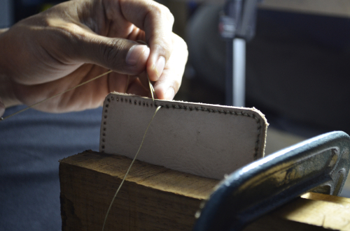 Kerajinan Khas Indonesia - Kerajinan Kulit