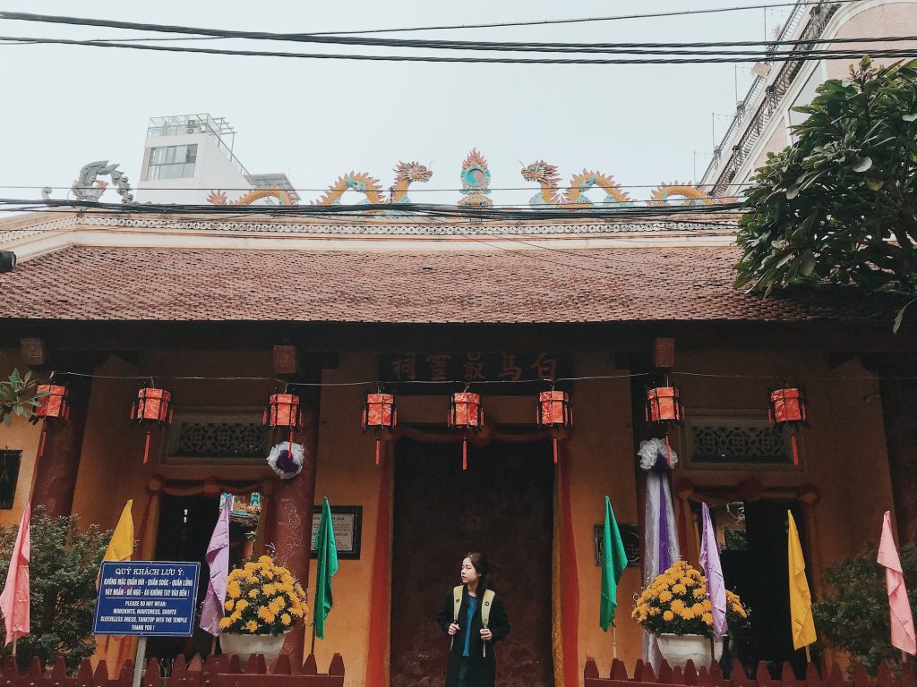 Thăng Long Tứ Trấn