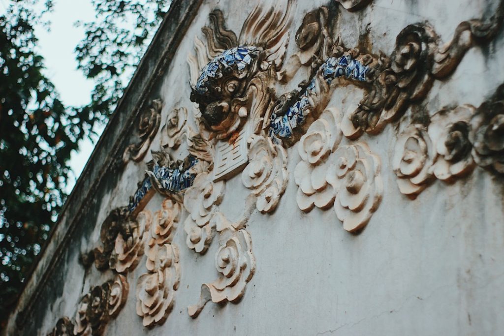 Thăng Long Tứ Trấn