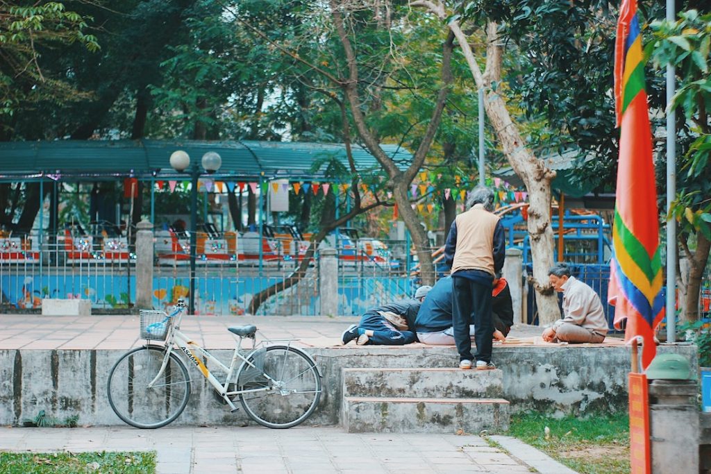 Thăng Long Tứ Trấn