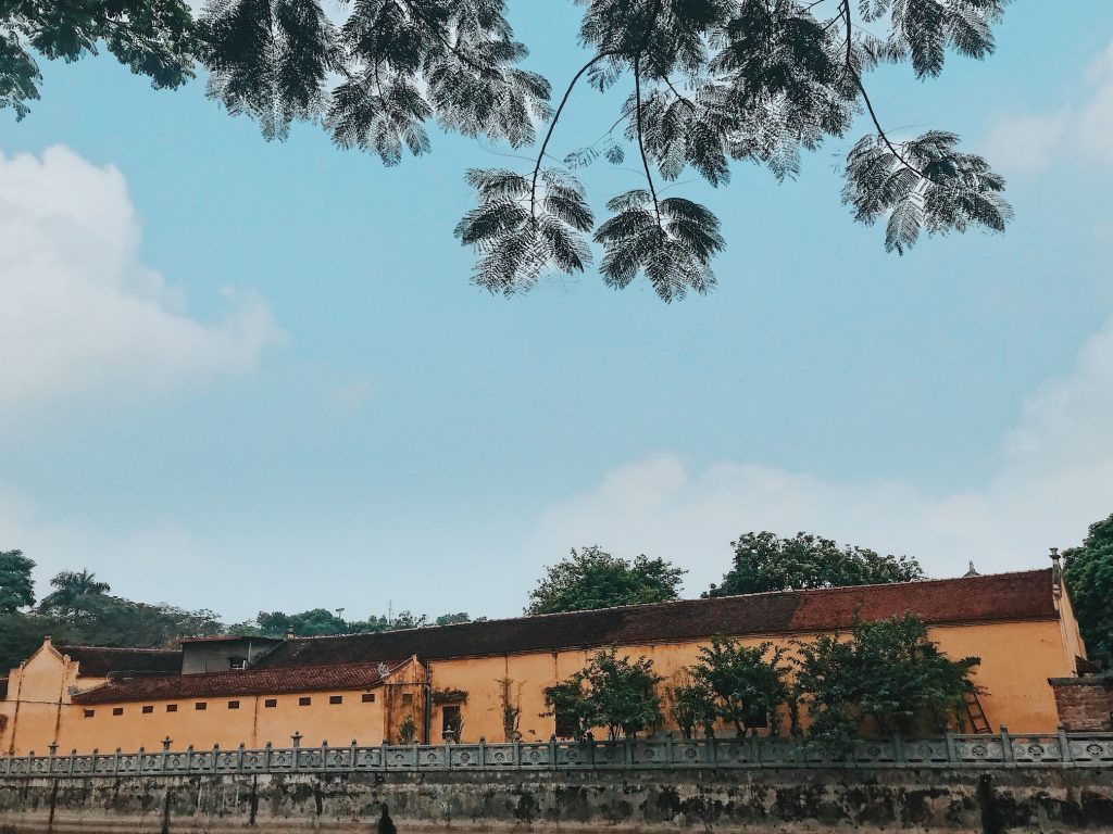 Thăng Long Tứ Trấn