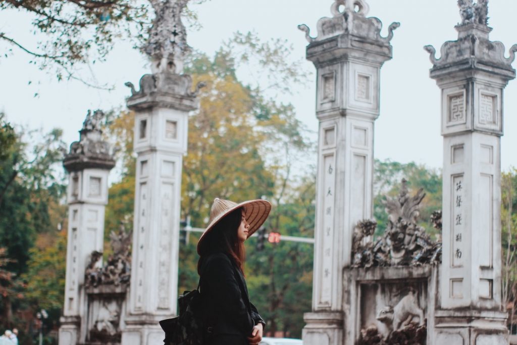 Thăng Long Tứ Trấn