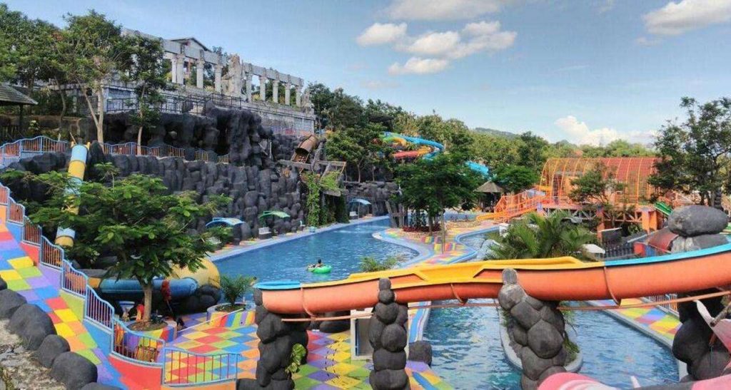Destinasi Wisata Kediri - Kediri Water Park