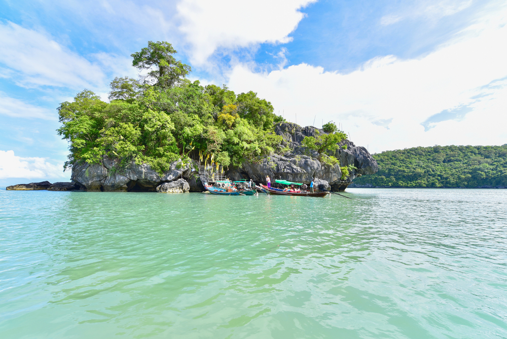 เกาะนุ้ยนอก (Nui Nok Island) 