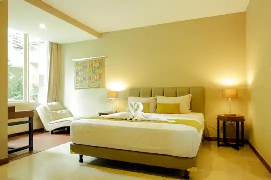 Vila di Jakarta dengan Kolam Renang Pribadi - W Home Cipete