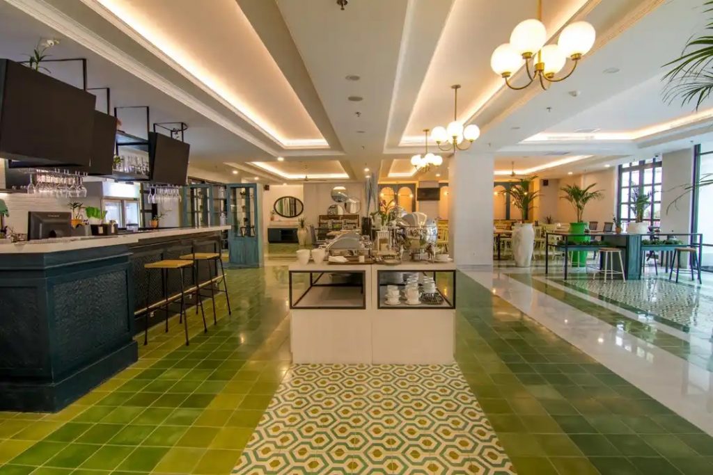 Hotel di Jakarta dengan Balkon - Jambuluwuk Thamrin Hotel