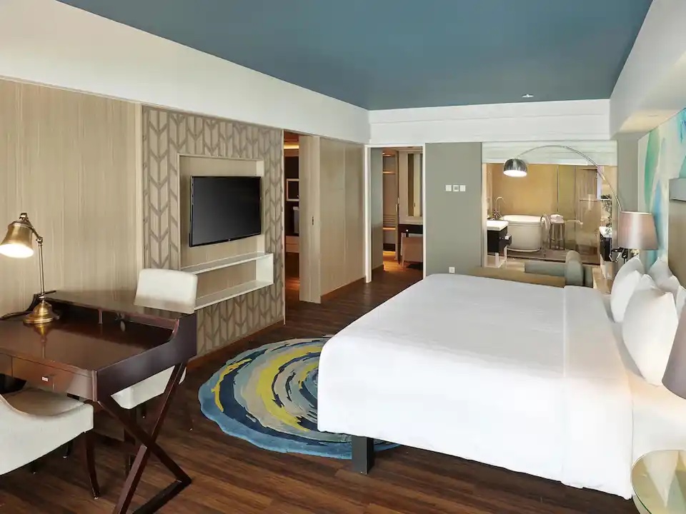 Hotel di Jakarta dengan Balkon - Mercure Convention Center Ancol