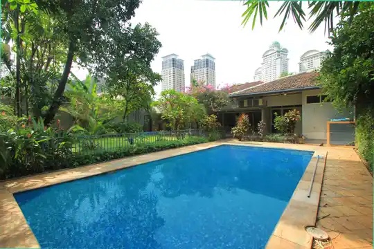 Rekomendasi Vila di Jakarta dengan Private Pool - Villa Stay360 @Permata Hijau Jaksel