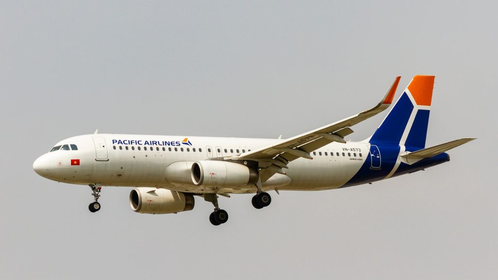 trẻ em đi máy bay cần giấy tờ gì