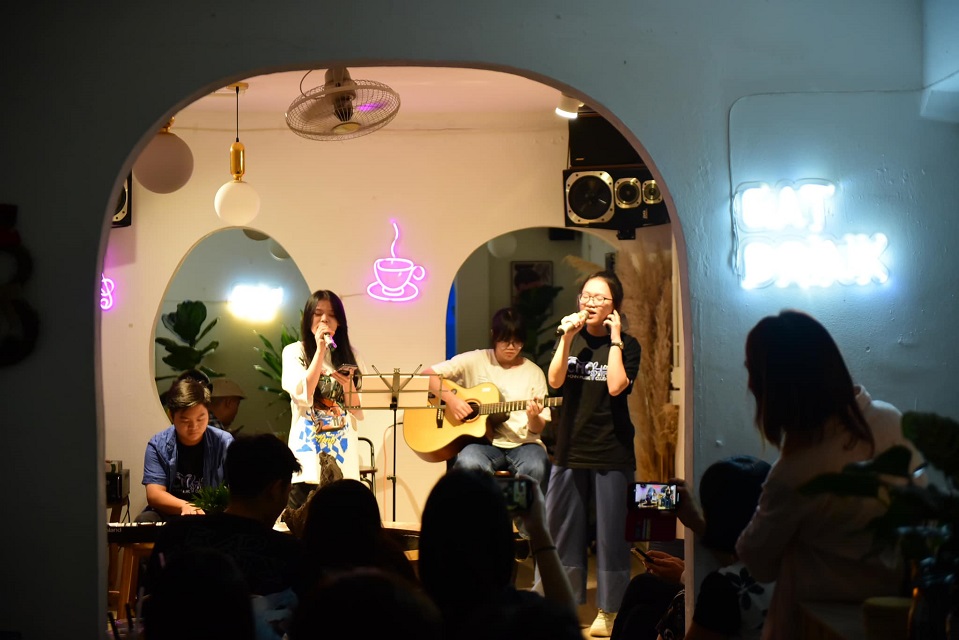 cafe acoustic Hà Nội