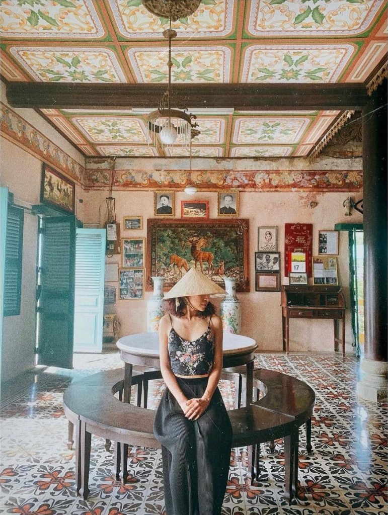 Bên trong nhà cổ Bình Thuỷ