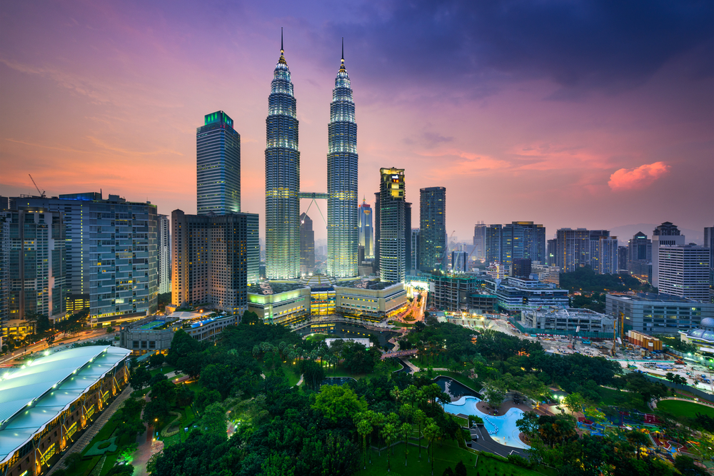 Tempat Wisata Terpopuler & Terbaru di Malaysia Juni 2024