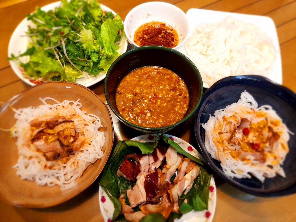 Bún mắm