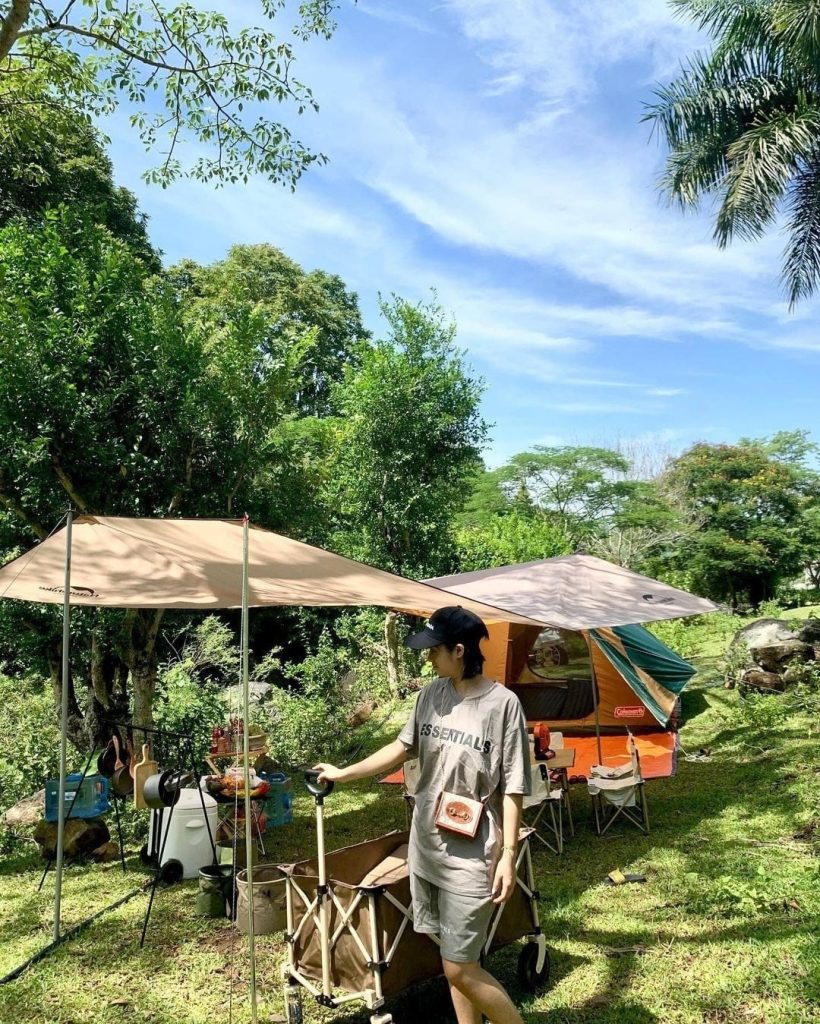 Cắm trại tại thác Thăng Thiên